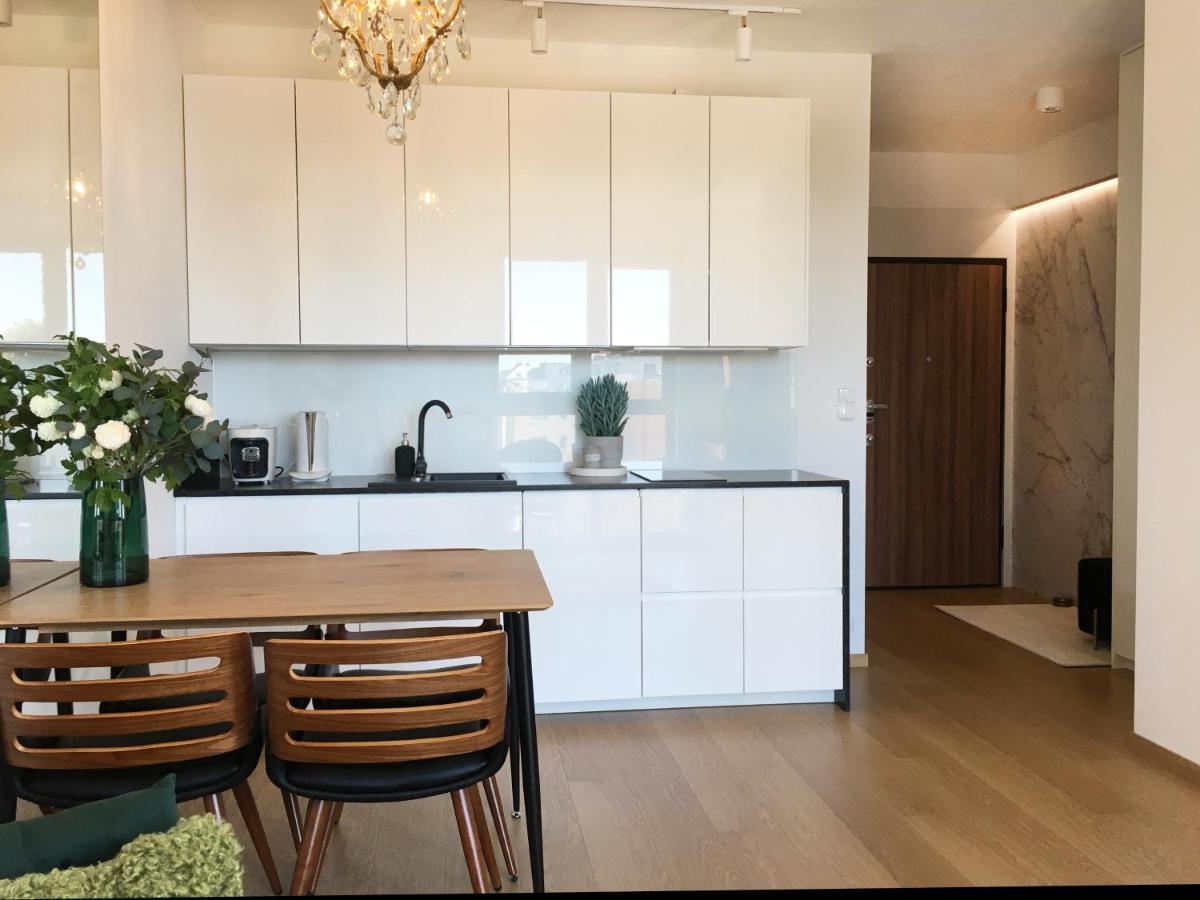 Green Apartment Gdańsk z GARAŻEM Buitenkant foto