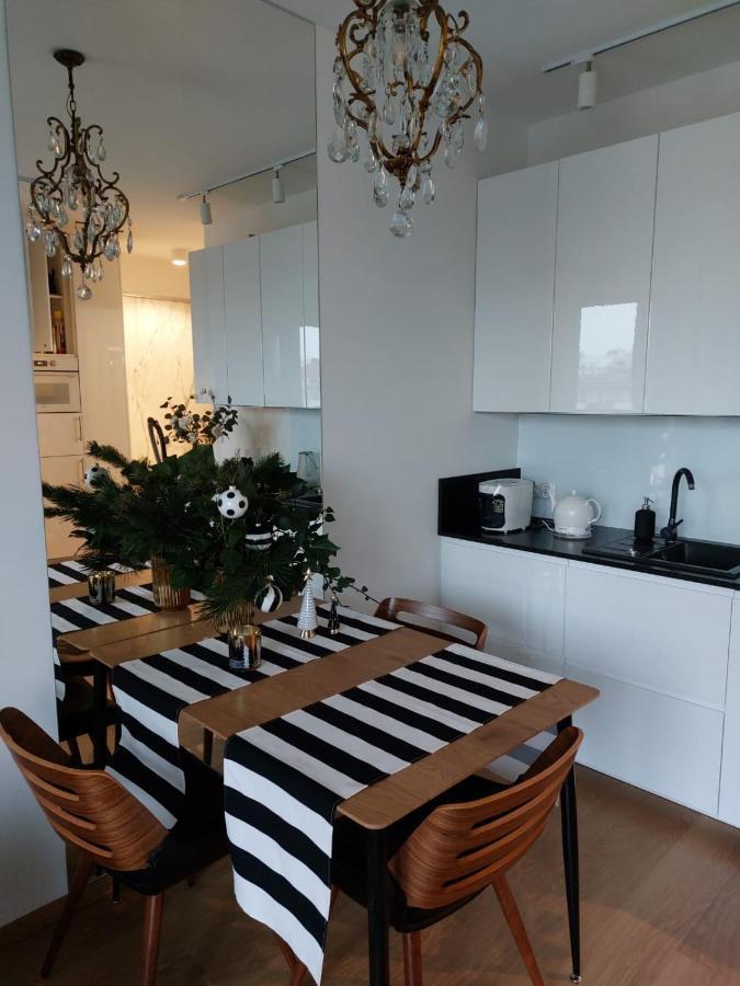 Green Apartment Gdańsk z GARAŻEM Buitenkant foto